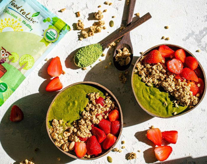 super-green-smoothie-bowl-web-4