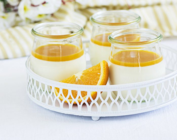 Vanilla panna cotta with fruits sauce